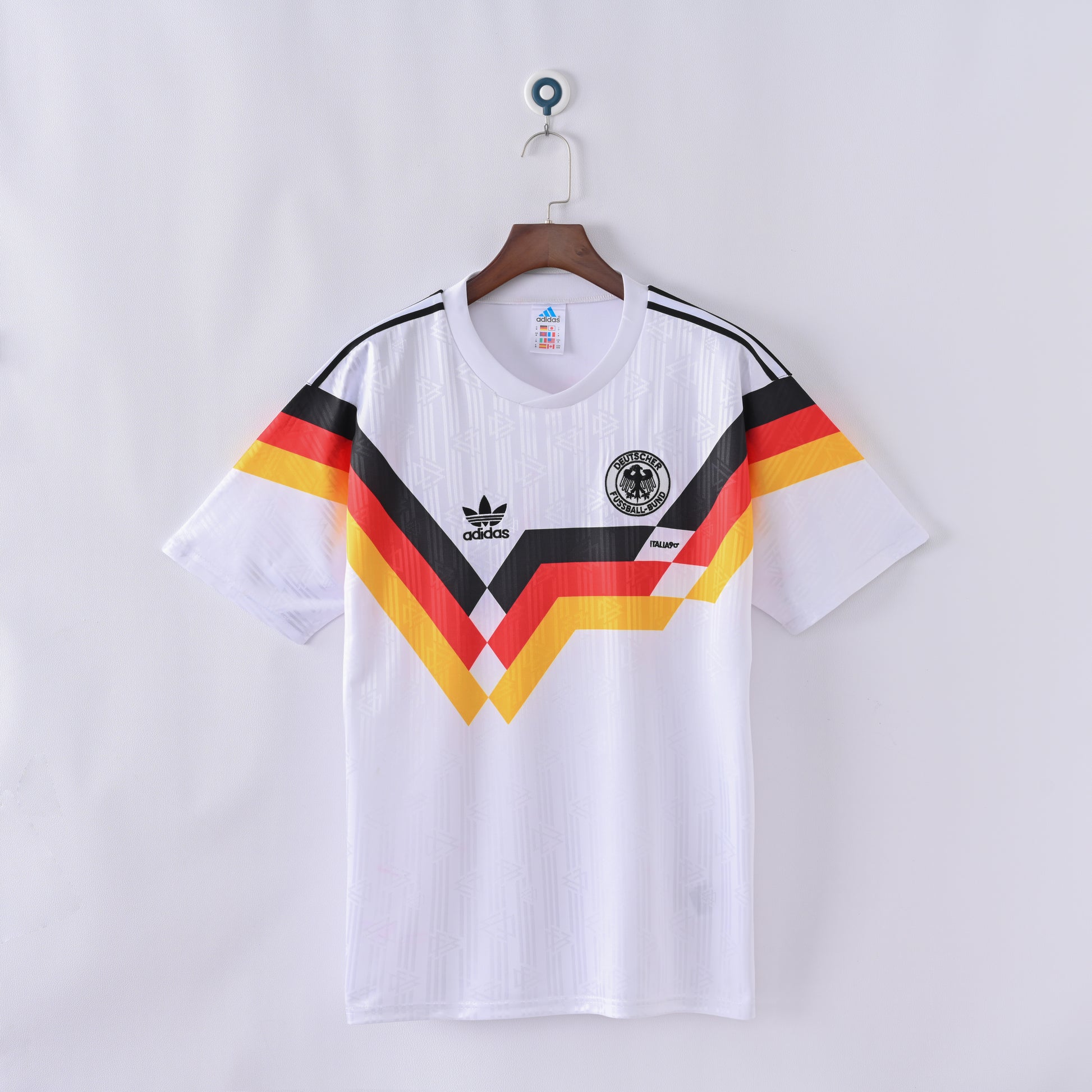CAMISETA ALEMANIA 1990 – LA CAMPEONA DE ITALIA