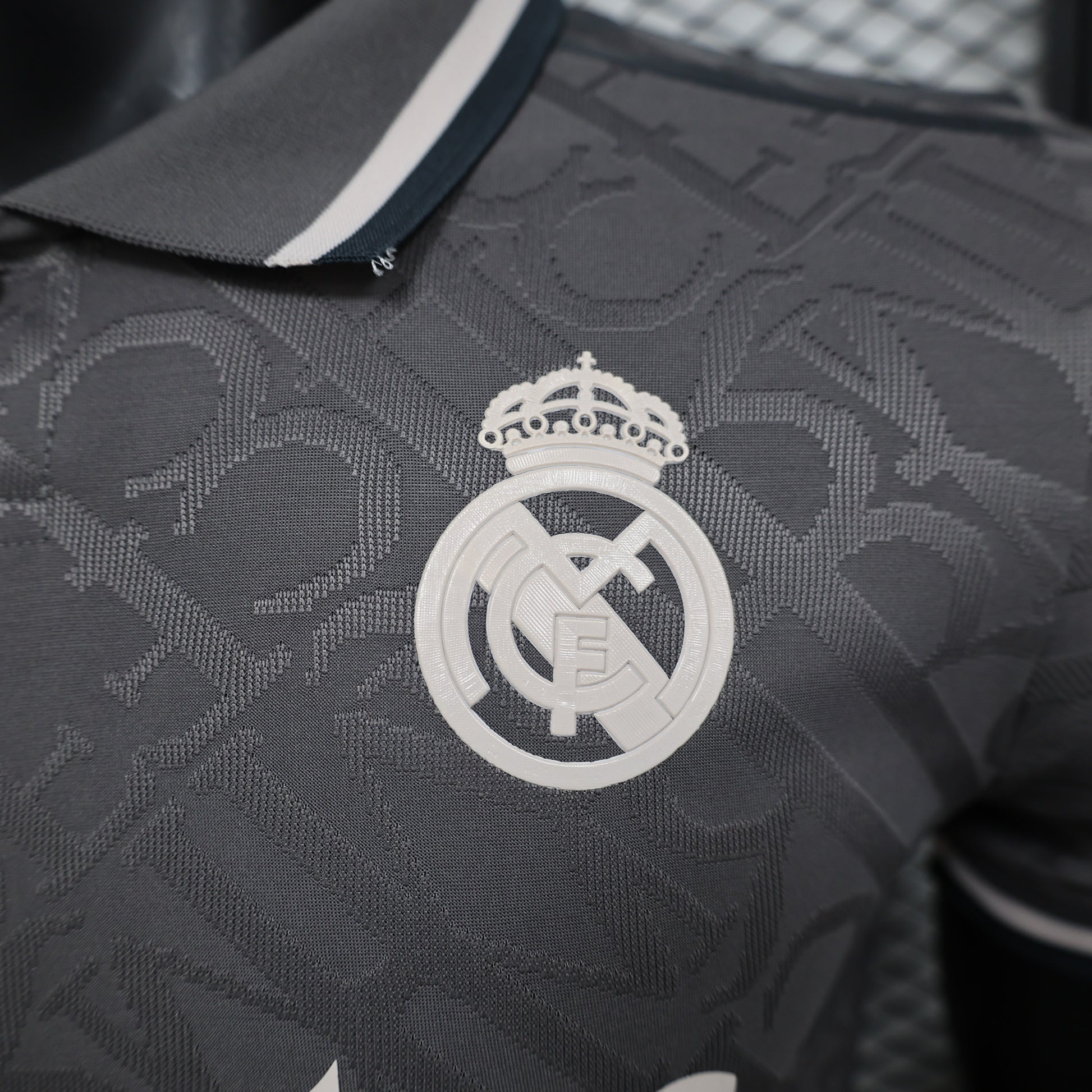 CAMISETA REAL MADRID 2024 – ELEGANCIA MERENGUE